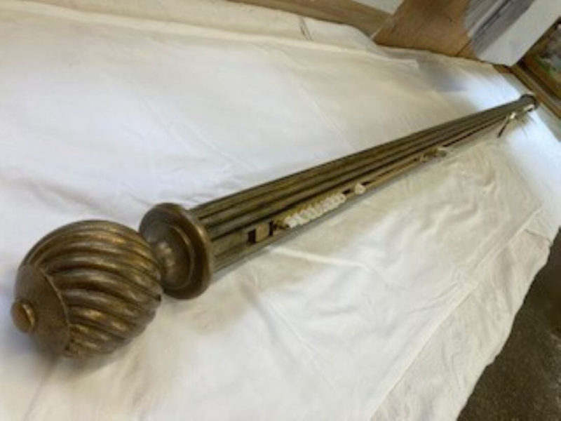 Distressed French Gilt pole with Swirling Ball finials. - Image 3