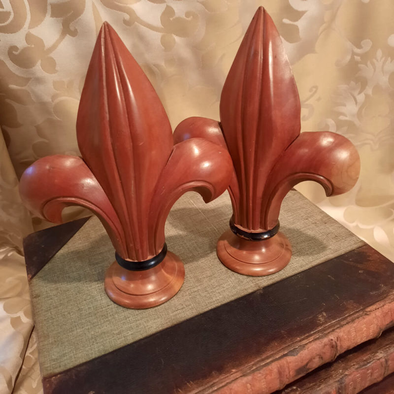 Fleur de Lys - Image 4
