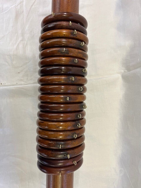 Antique Mahogany pole set with Ball with Rib finials, rings and brass brackets - Image 3