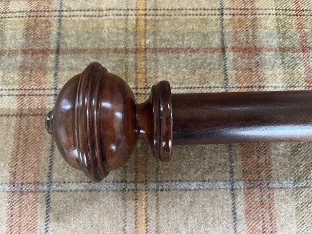Dark Cherry pole with Rib & Button finials - Image 4