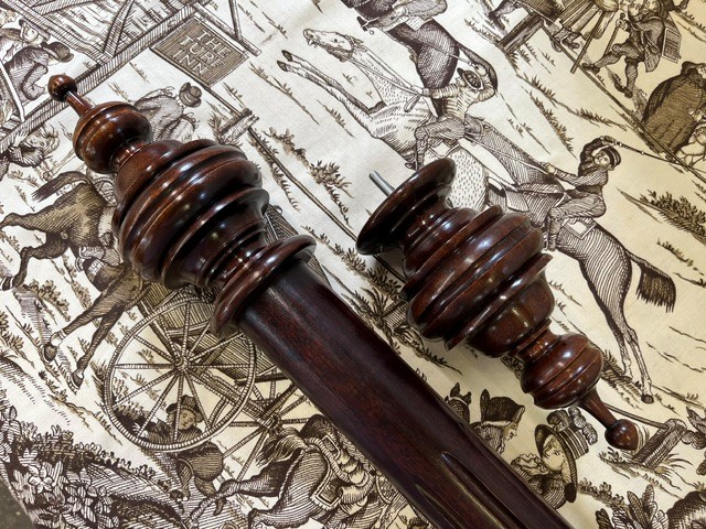 Fluted pole with Inverted Rib & Ogee finials - Image 3