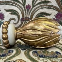 Pearl and Leaves finial - Image 2
