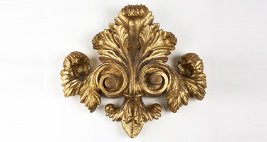 Plain Water Gilt Gold Leaf Pole | Edward Harpley